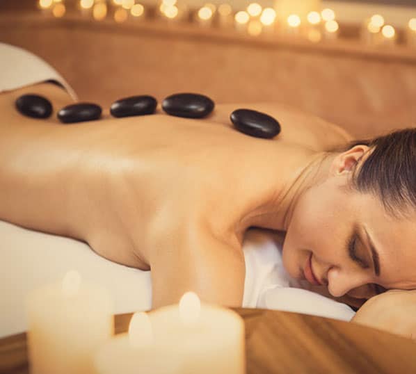 Massaggio hot stone
